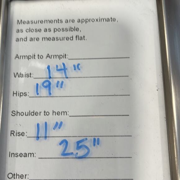 St.John Sport Black Denim Cropped Straight Leg Pants 4 - Picture 10 of 10